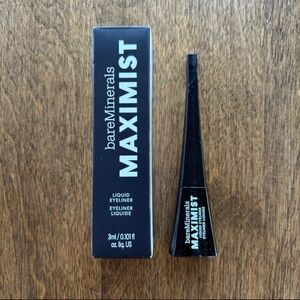 bareMinerals Maximist liquid eyeliner in Maximum Black